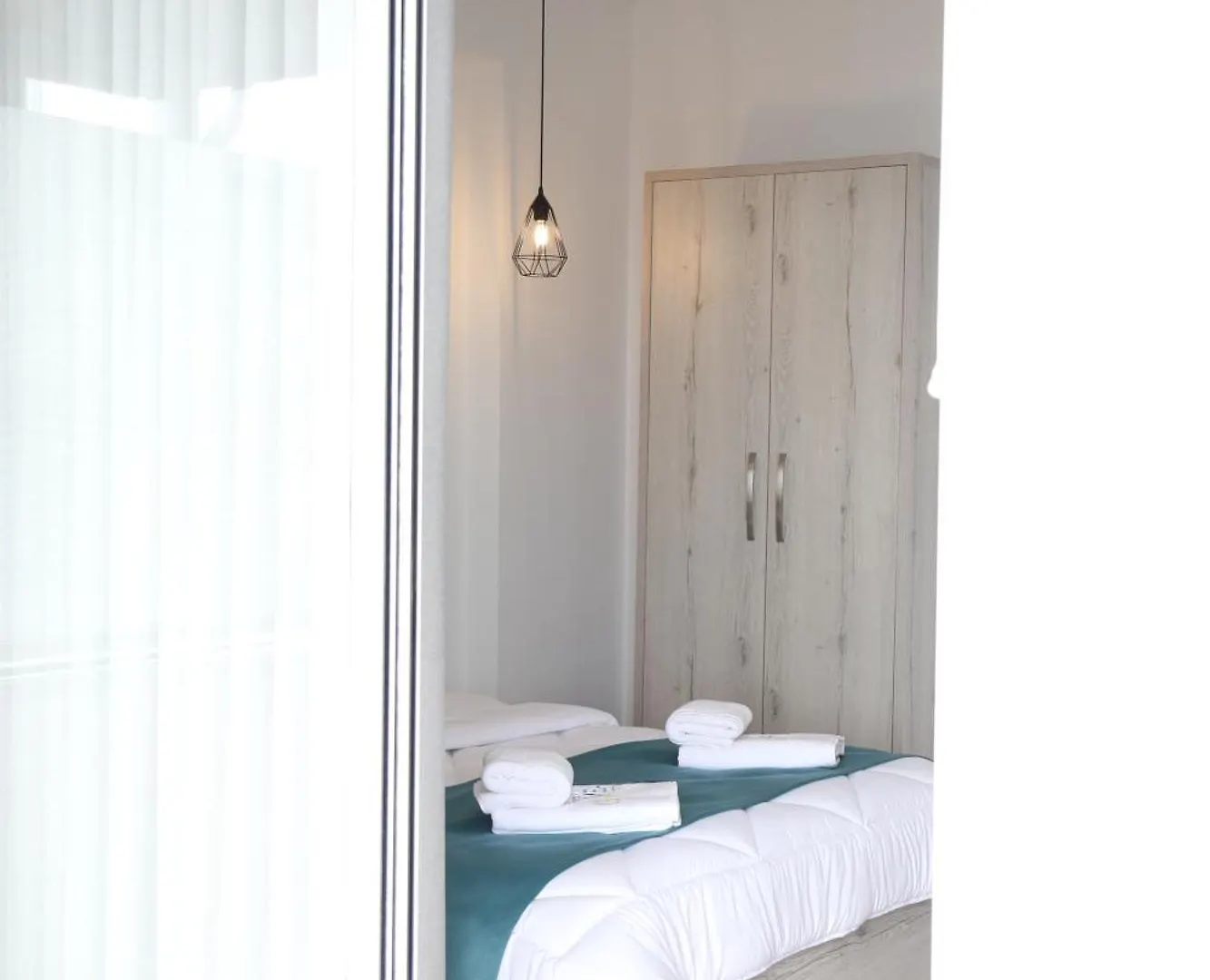 Relax Mea Hotel Sarande 3*,