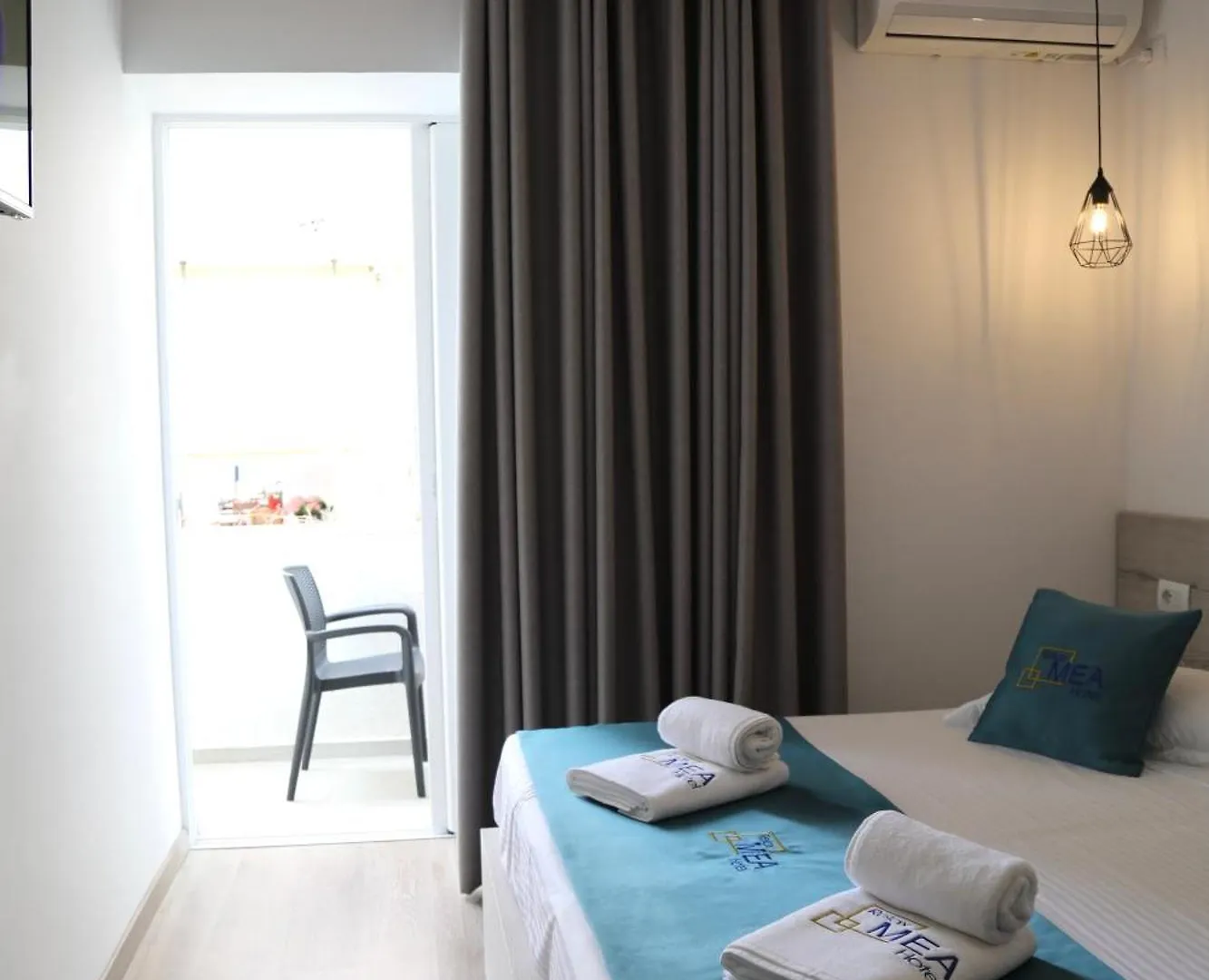 Relax Mea Hotel Sarande 3*,